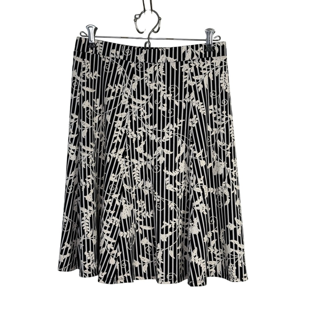 Sami & Jo Skirt Petite Small Black and white Floral Midi Pull On